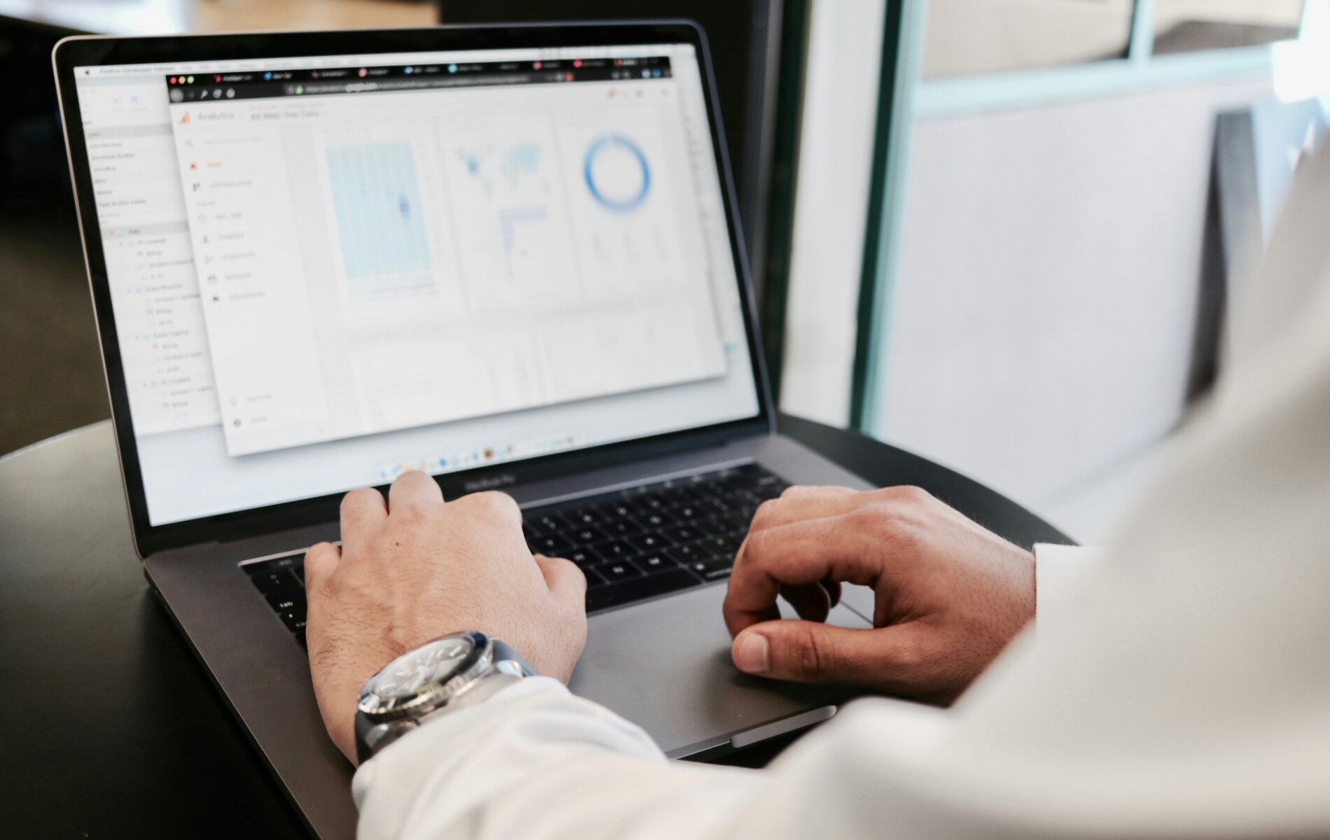 CRO custom path header image